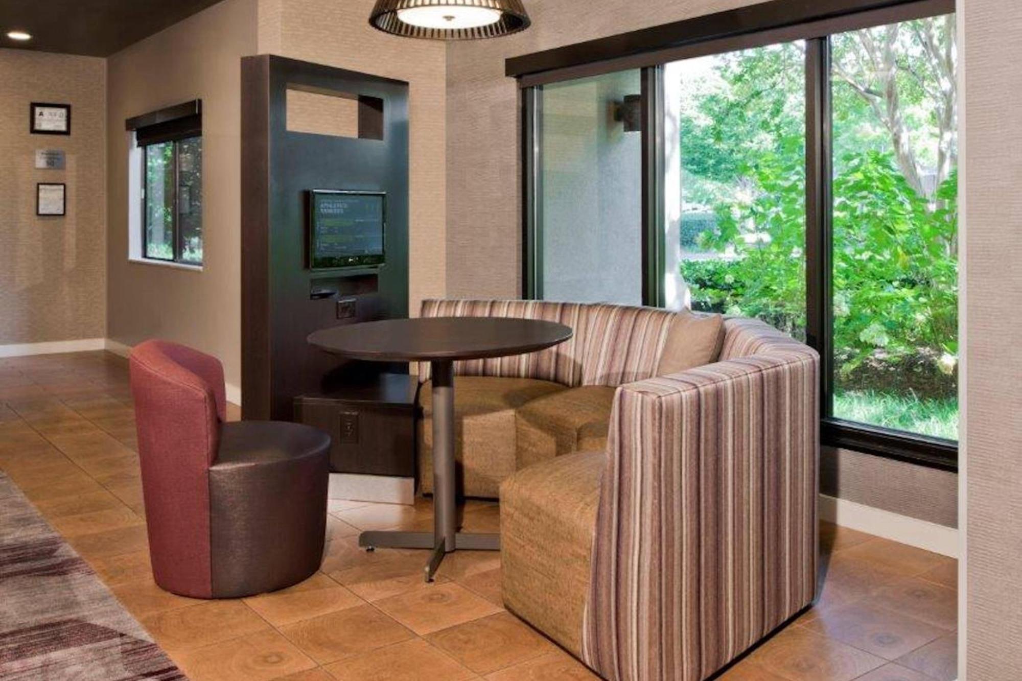 Courtyard By Marriott Charlotte Ballantyne Exterior foto