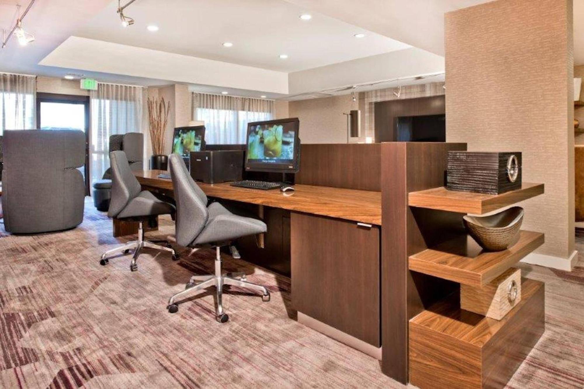 Courtyard By Marriott Charlotte Ballantyne Exterior foto