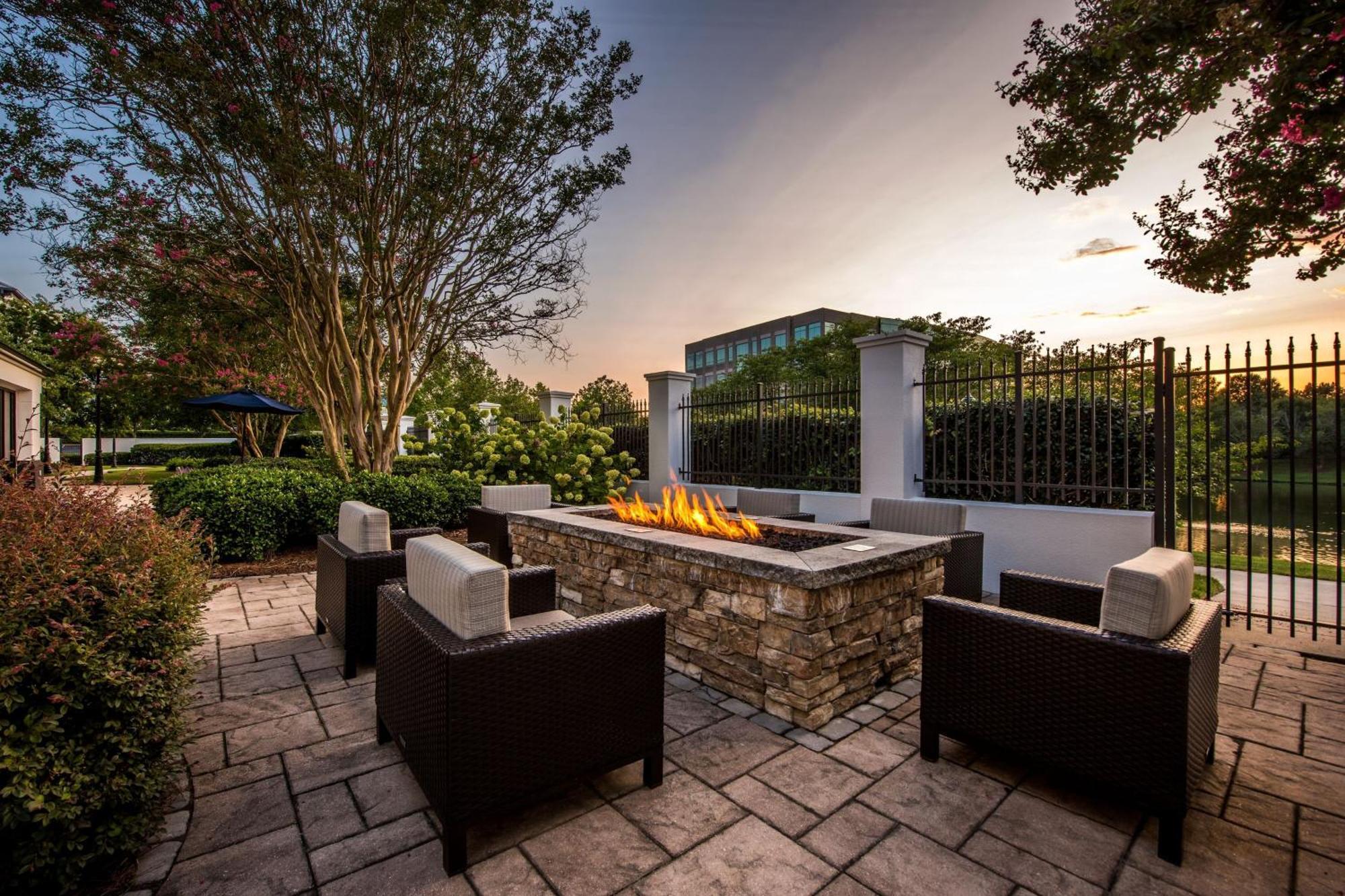 Courtyard By Marriott Charlotte Ballantyne Exterior foto