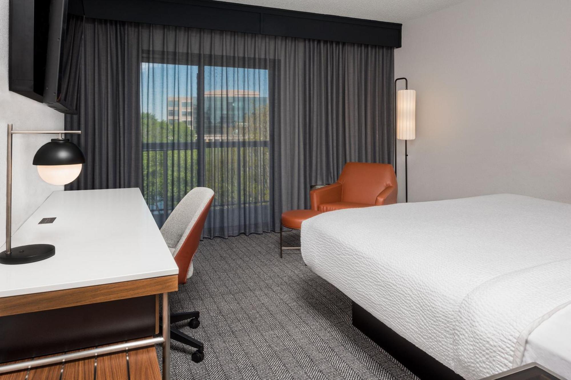 Courtyard By Marriott Charlotte Ballantyne Exterior foto